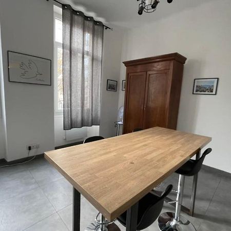Charming Apartment In The Old Port Marseille Exterior photo