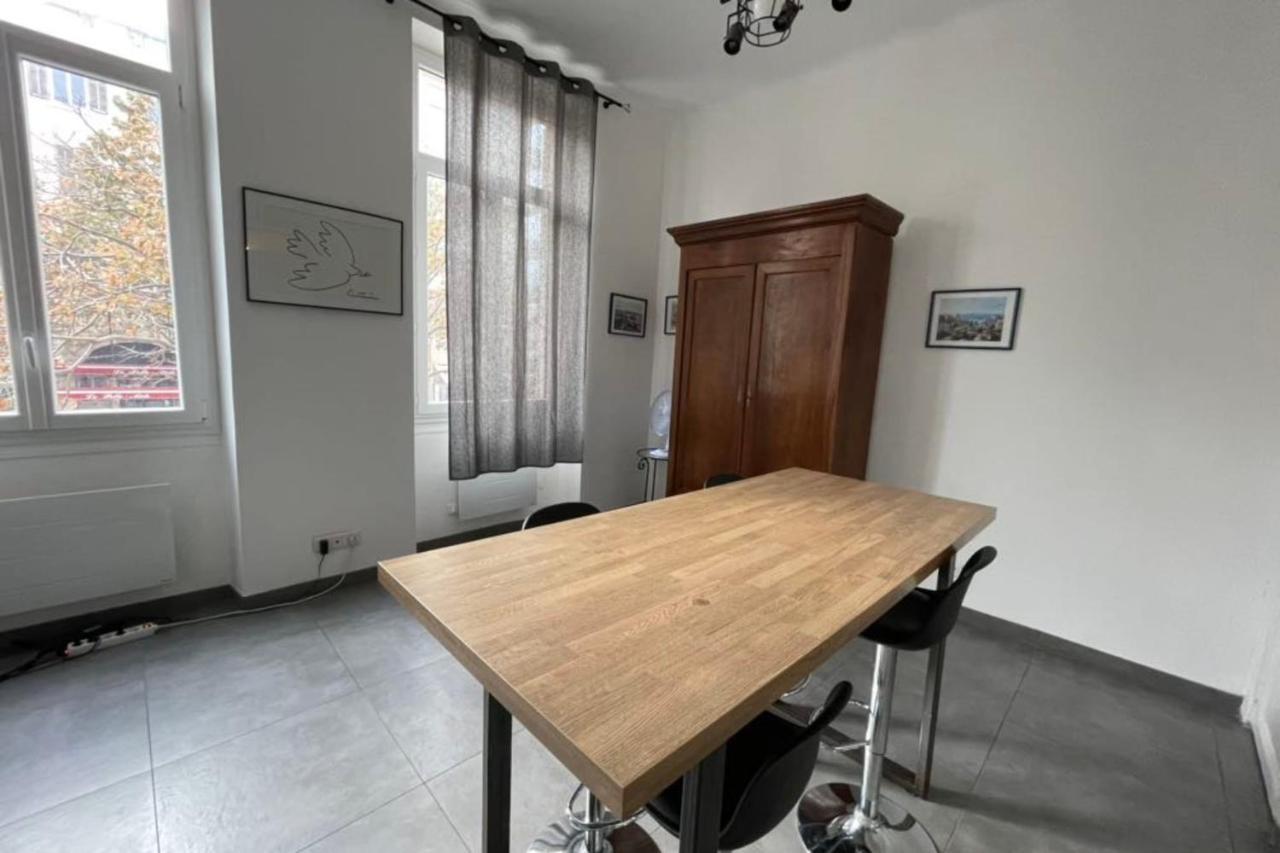 Charming Apartment In The Old Port Marseille Exterior photo